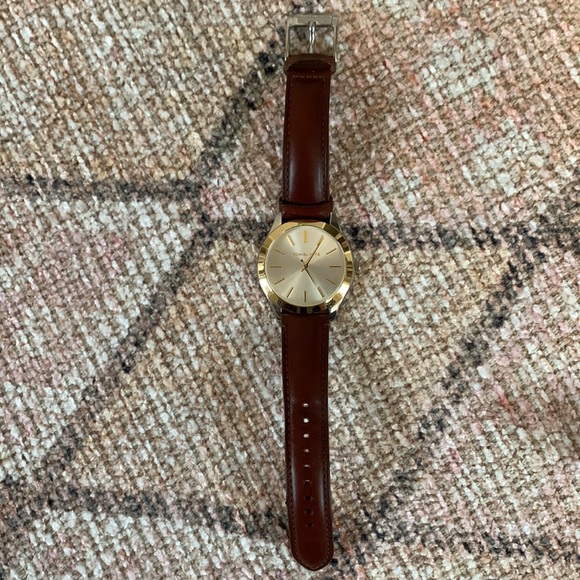Michael Kors Slim Runway Silver Dial ladies watch main image 8